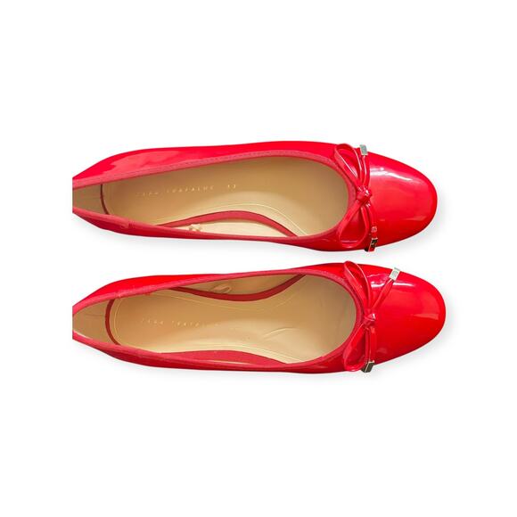 Zara Trafaluc Red Vegan Patent Leather Ballet Flats Sz 37 Classic Bow Slip-On - Picture 3 of 5